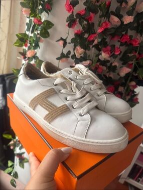 Hermes Avantage Sneakers